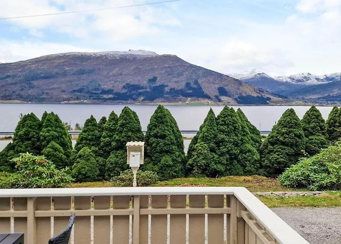 8 Person In Eidsvåg