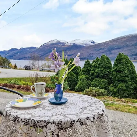 8 Person In 別荘 Eidsvåg